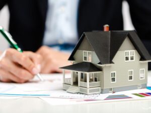 Real Estate Brokerage: A Guide to Understanding and Choosing the Right Partner
