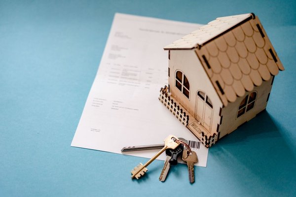title search and title insurance guide